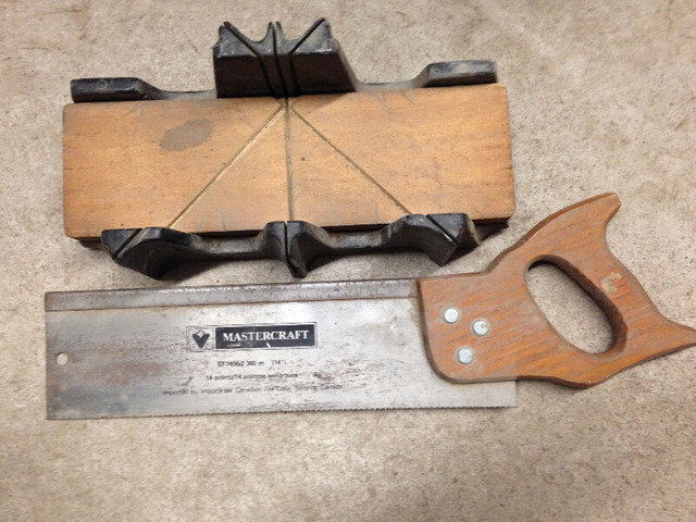 MasterCraft Miter Box & Saw 14 Inch in Hand Tools in Fredericton