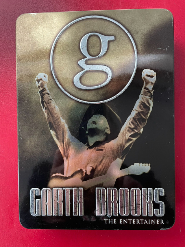 Garth Brooks cds dans Accessoires pour bétails et chevaux  à Calgary
