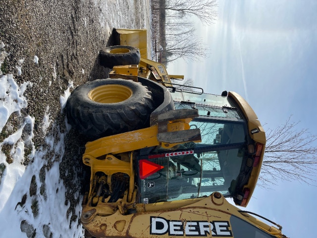2008 JD 310sg Backhoe Heavy Equipment Markham / York Region Kijiji