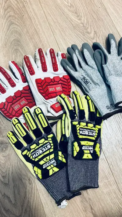 Work Gloves Bundle – Size L, View more