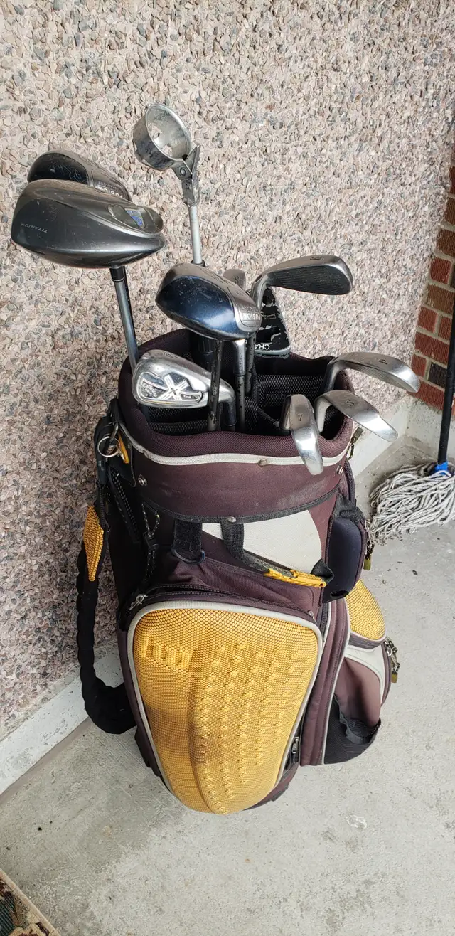 Callaway golf clubs w/ Cart in Golf in Ottawa - Image 3