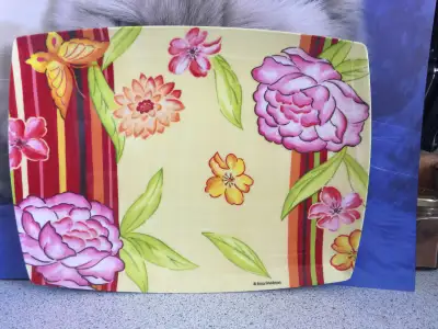 Precidio floral serving trays, View more