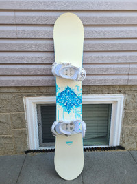 Technine 152cm snowboard with Burton bindings