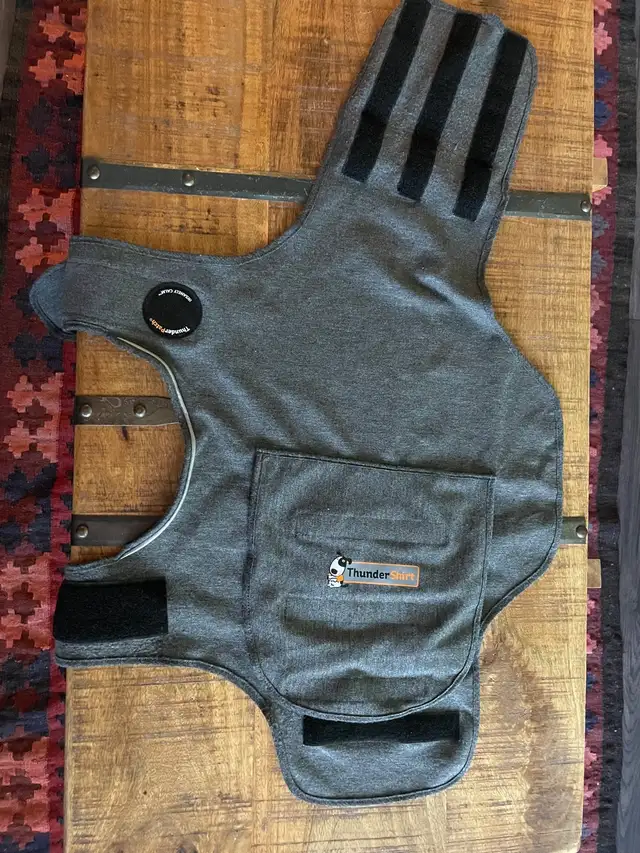 dog thundershirt in Accessories in City of Toronto - Image 2