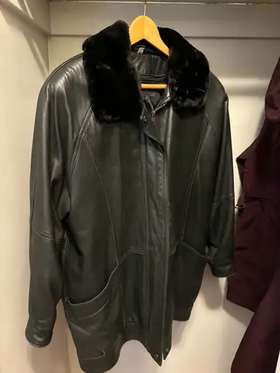 womens XL leather jacket, View more