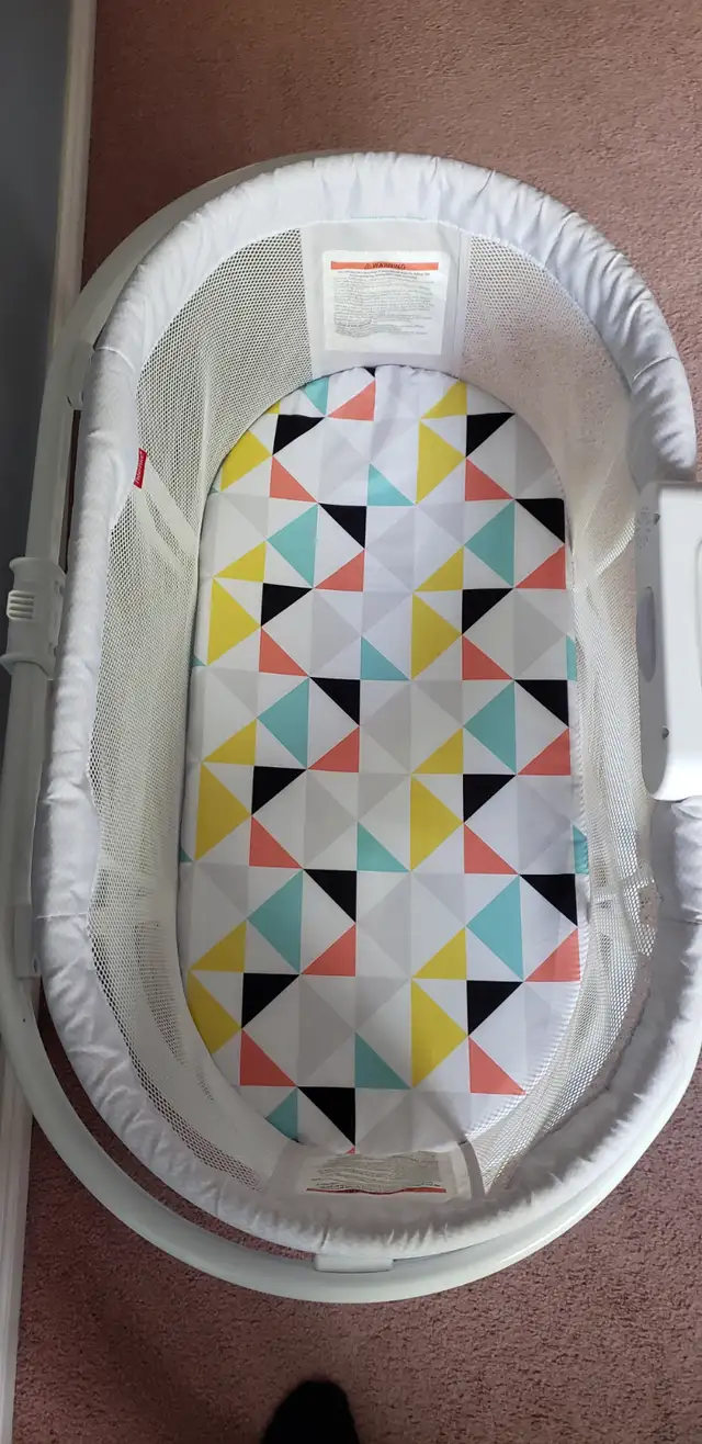$35 FISHER PRICE BASSINET MUST GO63871130896129122