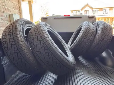 Selling a set of 4 OEM Pirelli Scorpion ATR all-terrain tires (275/60R20 115T). Less than 50 km of u...