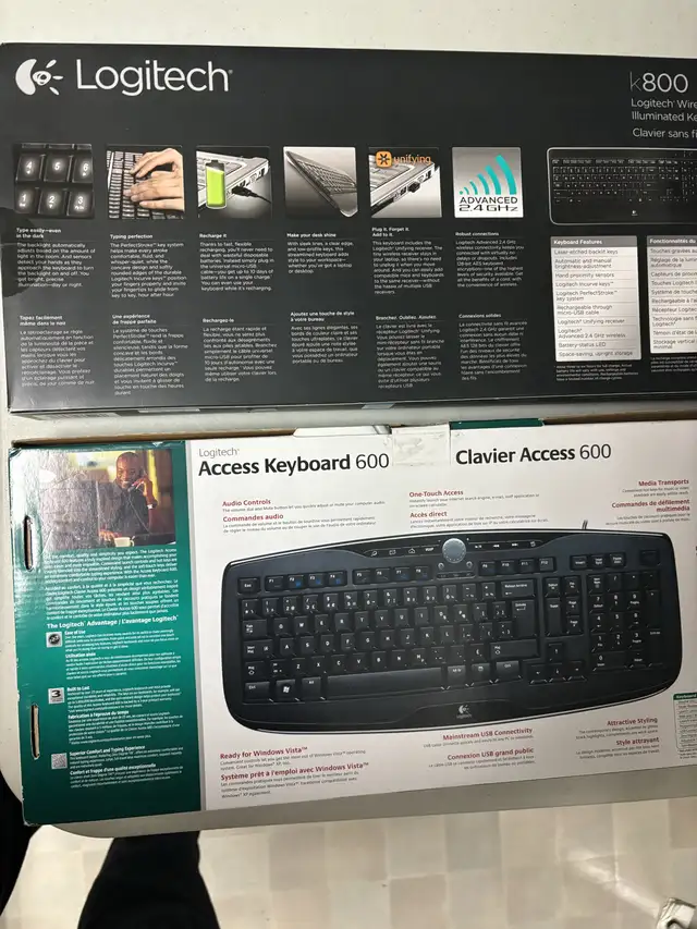 Logitech keyboard in Mice, Keyboards & Webcams in City of Montréal - Image 2