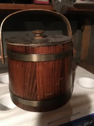 Seau à glace, View more