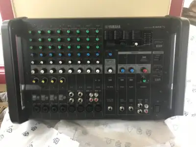 CONSOLE YAMAHA EMX5, View more