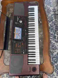 Keyboard Korg Pa 1000