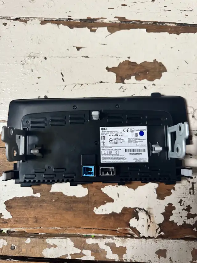 2017 Honda Civic Infotainment Display 39710-TBA-A11 in Other in Stratford - Image 5
