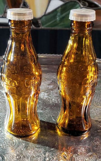 Vintage coca cola salt and pepper shakers 