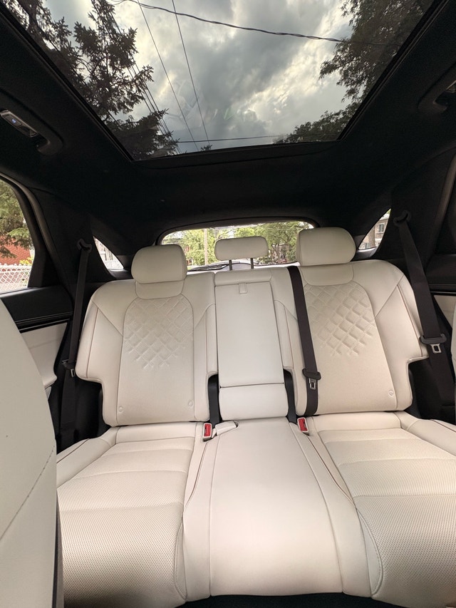 Transfer de Location / Lease Transfer: Electric Genesis GV70 — photo 4