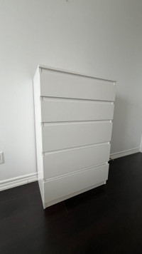 White Wooden Chest of Drawers
