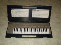 Vintage Yamaha Portasound PlayCard system keyboard PC-100