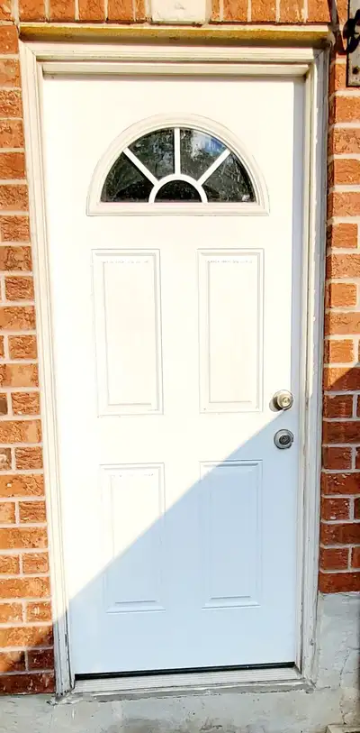 FURNISHED BASEMENT FOR RENT WITH SEPARATE WASHROOM & KITCHEN
