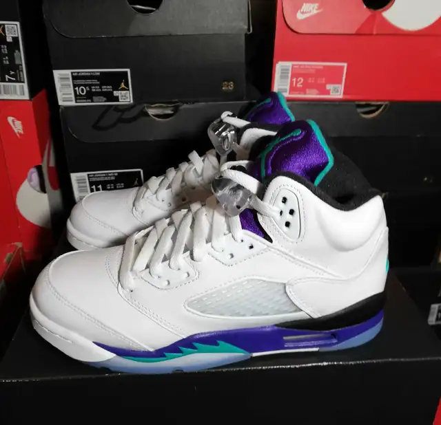 WOMEN AIR JORDAN 5 RETRO "GRAPE" SZ 7.5 BRAND NEW IN BOX