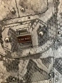 Snake Print, Large Purse for Women in Women's - Bags & Wallets in Chilliwack - Image 3