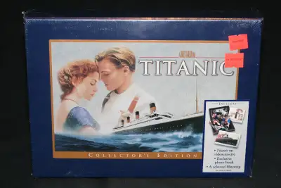 TITANIC COLLECTOR'S EDITION-24 PAGE PHOTO BOOK & FILMSTRIP NEW, View more