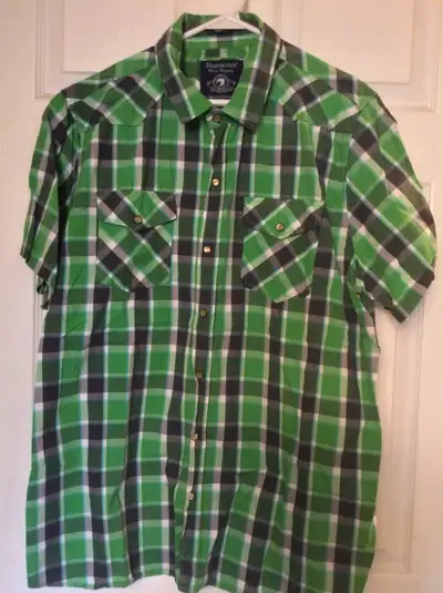 $5 Men’s shirt XXL Bluenotes Like new condition Kanata