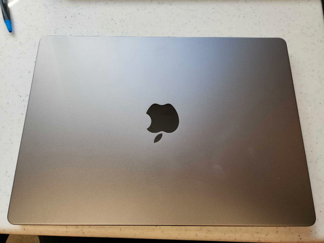 2021 MacBook Pro Barely Used $3k obo in Laptops in City of Toronto - Image 2