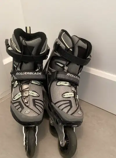 Patins à roues alignées grandeur 6 (femme), View more