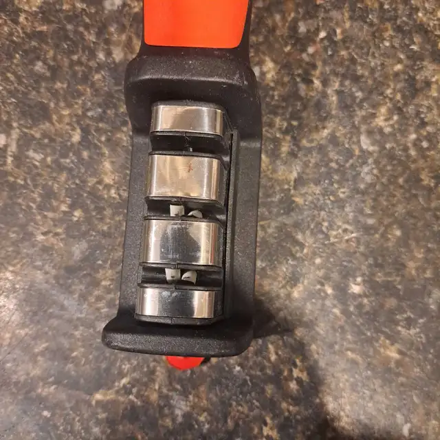 Kitchen Knife Sharpener in Hand Tools in Barrie - Image 4