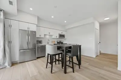 2 beds 2 baths townhouse