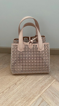Alaia Handbag BNWT - Perfect for Spring/Summer