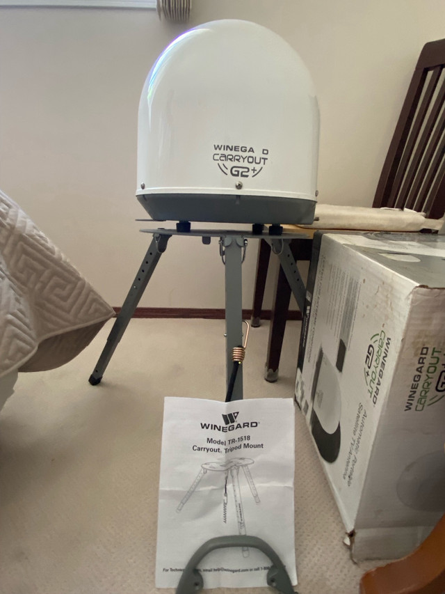 Winegard CarryOut G3 satellite  in Other in Calgary - Image 2