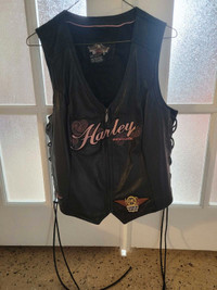 Harley Davidson ladies XL vest