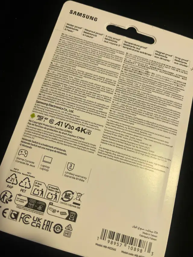 microSD card64595458089090121