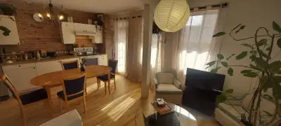 Bright Furnished 4 ½ Apartment in the Heart of the Plateau