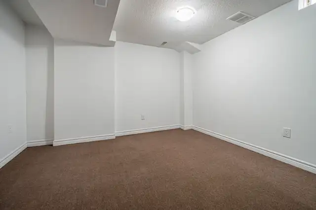 ONE BEDROOM BASEMENT FOR RENT IN BRAMPTON! Image# 1