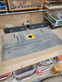 Mastercraft Router with table