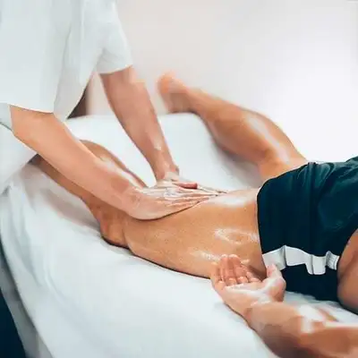 séances de massothérapie** , adaptées à vos besoins, dans un cadre relaxant et confidentiel. Que ce...
