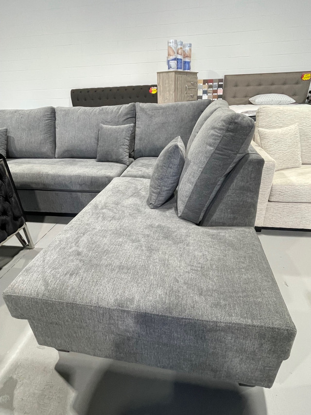 Sale- Oscar sectional sofa in Couches & Futons in Oshawa / Durham Region - Image 4