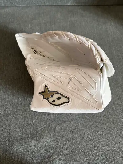 Brian's NetZero 3 Youth Goalie Catcher – White – Regular/Left, View more