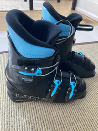 Lange Ski Boots (kids size 22.5)
