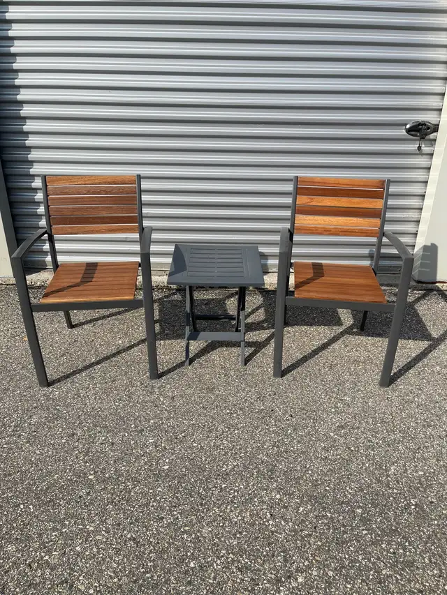 acacia wood outdoor chair set in Patio & Garden Furniture in Regina - Image 2