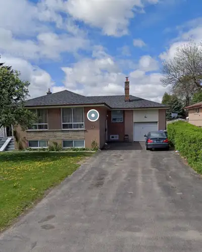 A private room is available in a clean and well-maintained 3-bedroom house. Perfect for a student or...