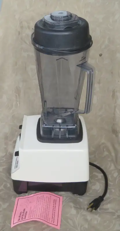 VITAMIX TOTAL NUTRITION CENTER SUPER 5000 VM0103 BLENDER MINT in Processors, Blenders & Juicers in City of Toronto - Image 10