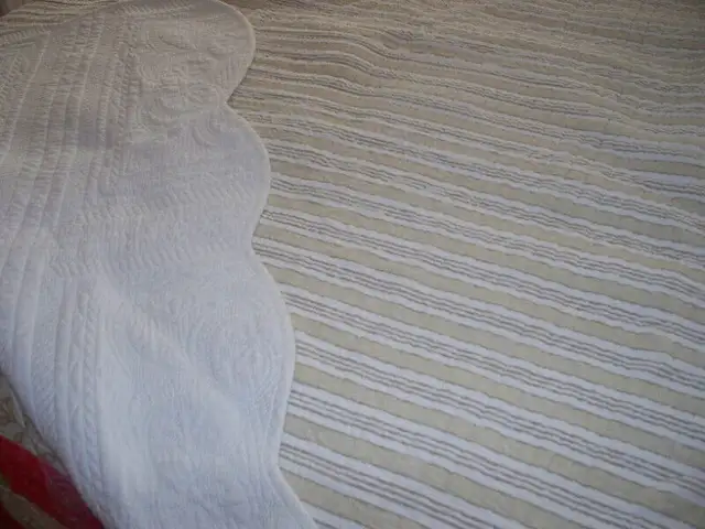 Lap Quilt in Bedding in Charlottetown - Image 2