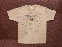 2007 Winnipeg Blue Bombers Signed T-Shirt XL