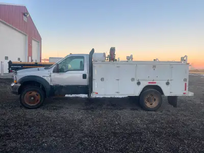 F550 service truck. 11’ General body, vmac 70 cfm under hood compressor, per, pL, p mirrors, 6 sp ma...