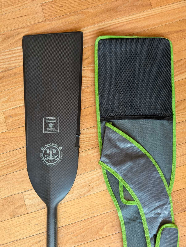 50" Carbon Fiber Dragon Boat Paddle with Case in Water Sports in Edmonton