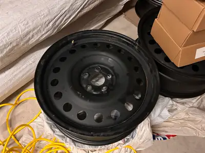 Four (4) Steel wheels 19x7.5 --- 5x114.3. -- 40/66.1 Price is for all 4, and not sold individually....