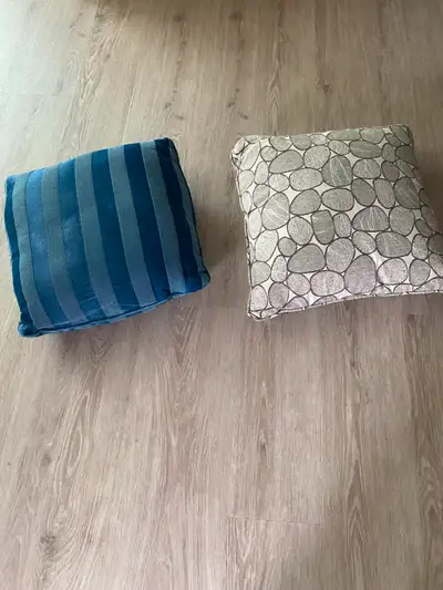 2  cushions, View more
