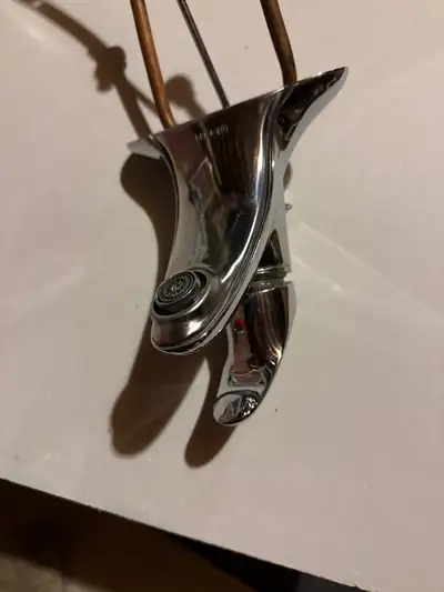 Used but in great working condition. Moen faucet.